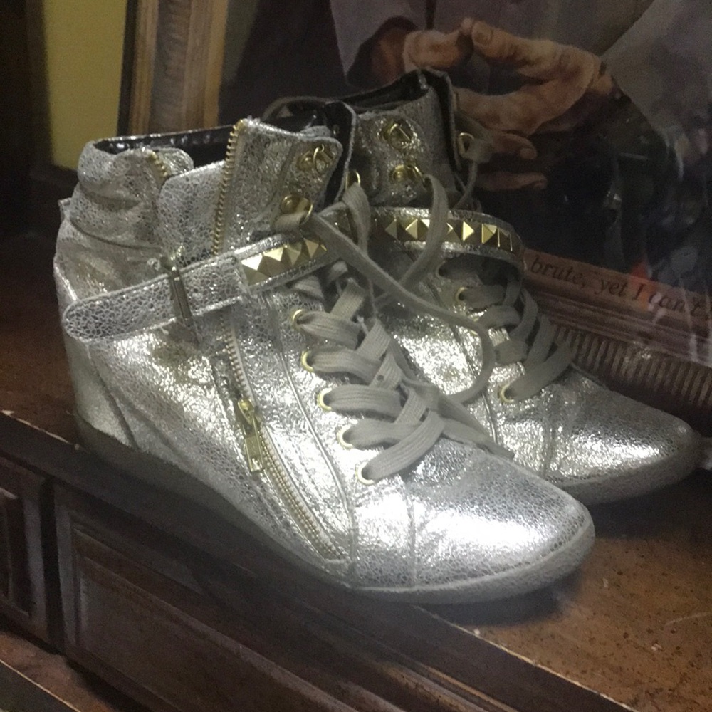 Steve Madden Golden Goddess Heels Boots 9 w Studs
